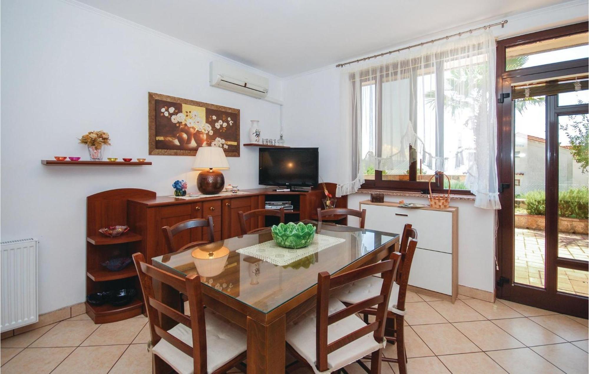 Beautiful Apartment In Lovran With Wifi Esterno foto